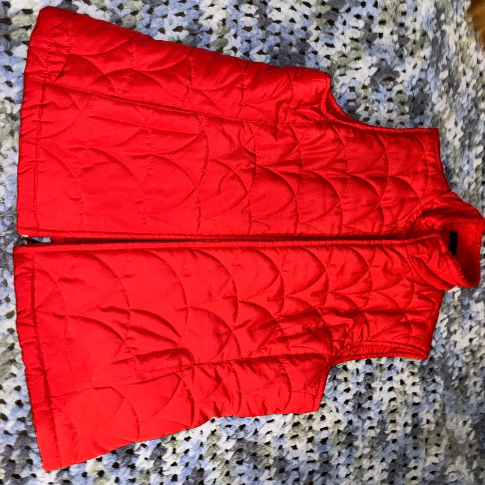 Jane Ashley Bright Red Women’s Quilted Vest